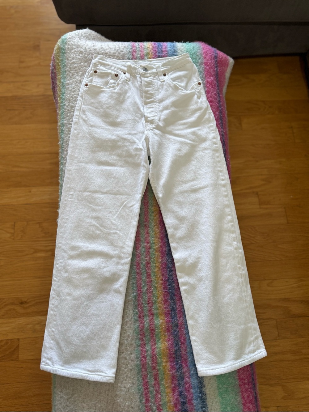 Levi’s Ribcage - Picture 4 of 11